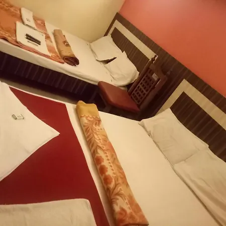 Hotel Sangeeth Lodging-2